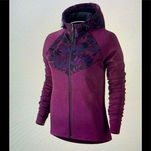 NWT NIKE Women’s Tech Fleece Print Hoodie, M